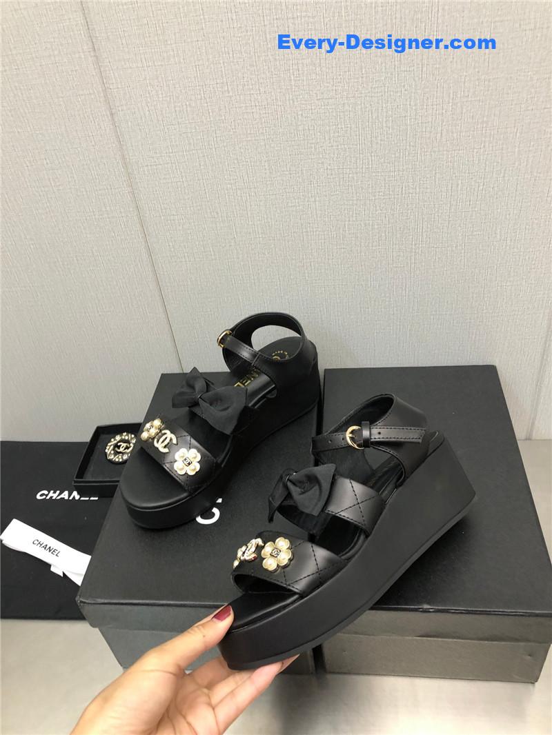CC top sandals