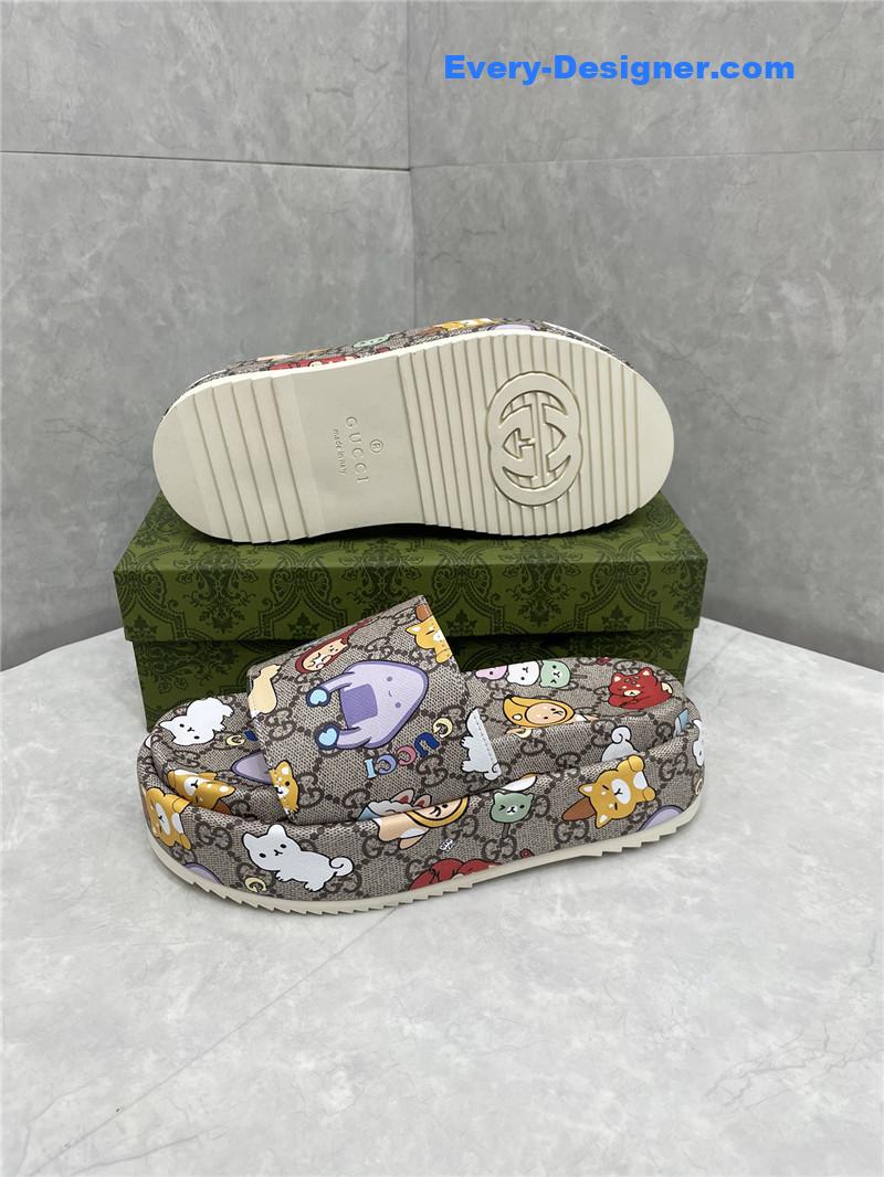 Gvc*1 new animal graffiti platform slippers