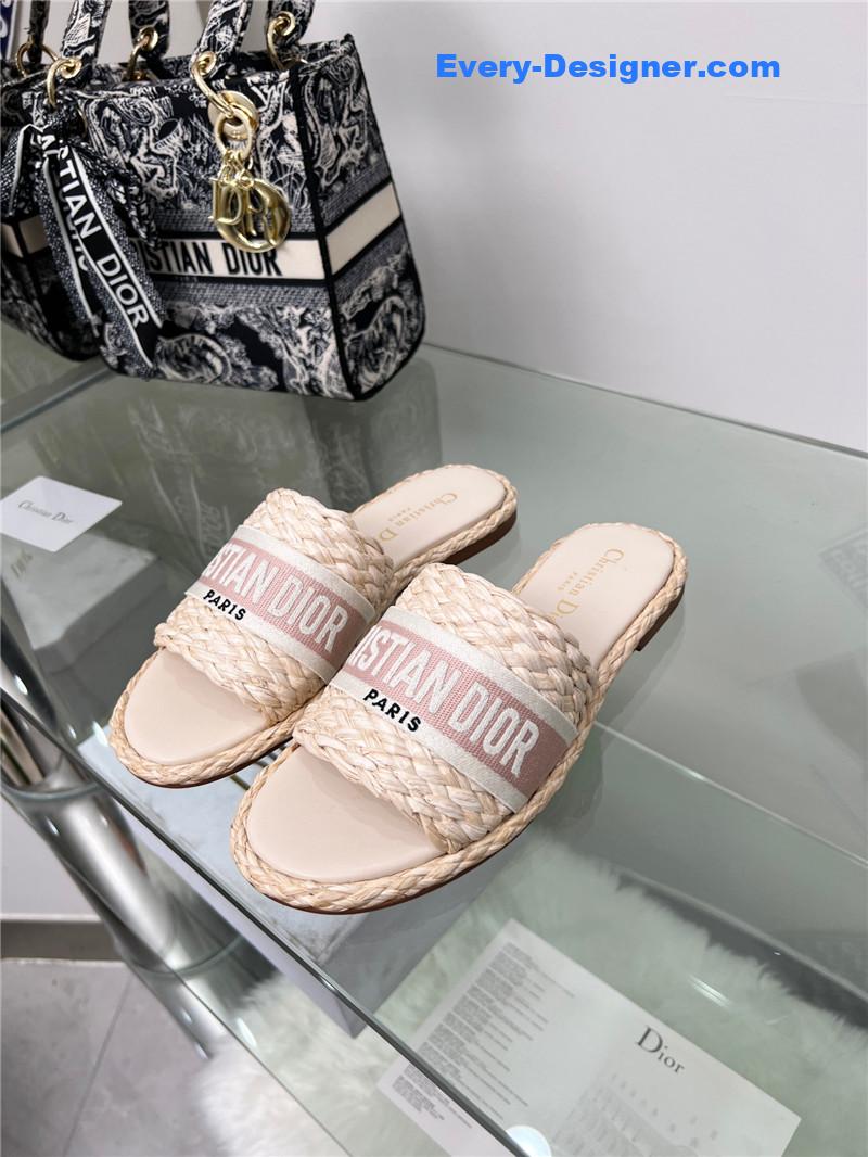 D10r catwalk new slippers