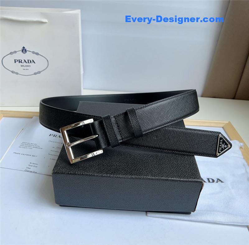 Pra*a enamelled metal triangle logo belt