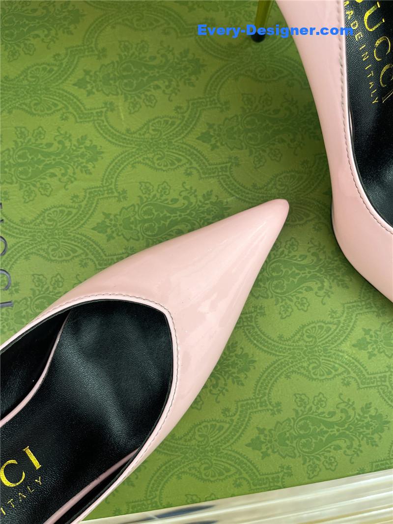 Gvc*1 metal heel pointed high heels