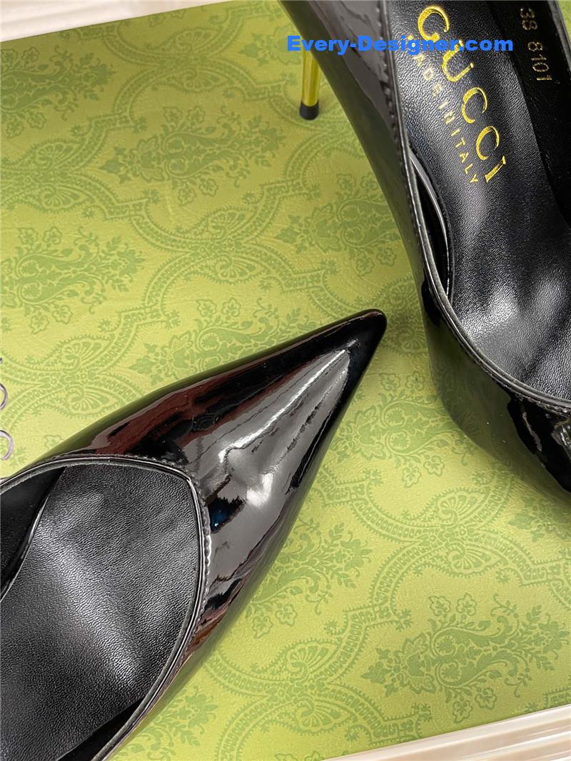 Gvc*1 metal heel pointed high heels