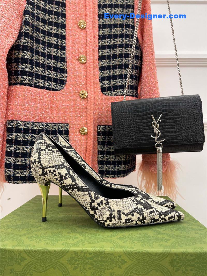 Gvc*1 metal heel pointed high heels