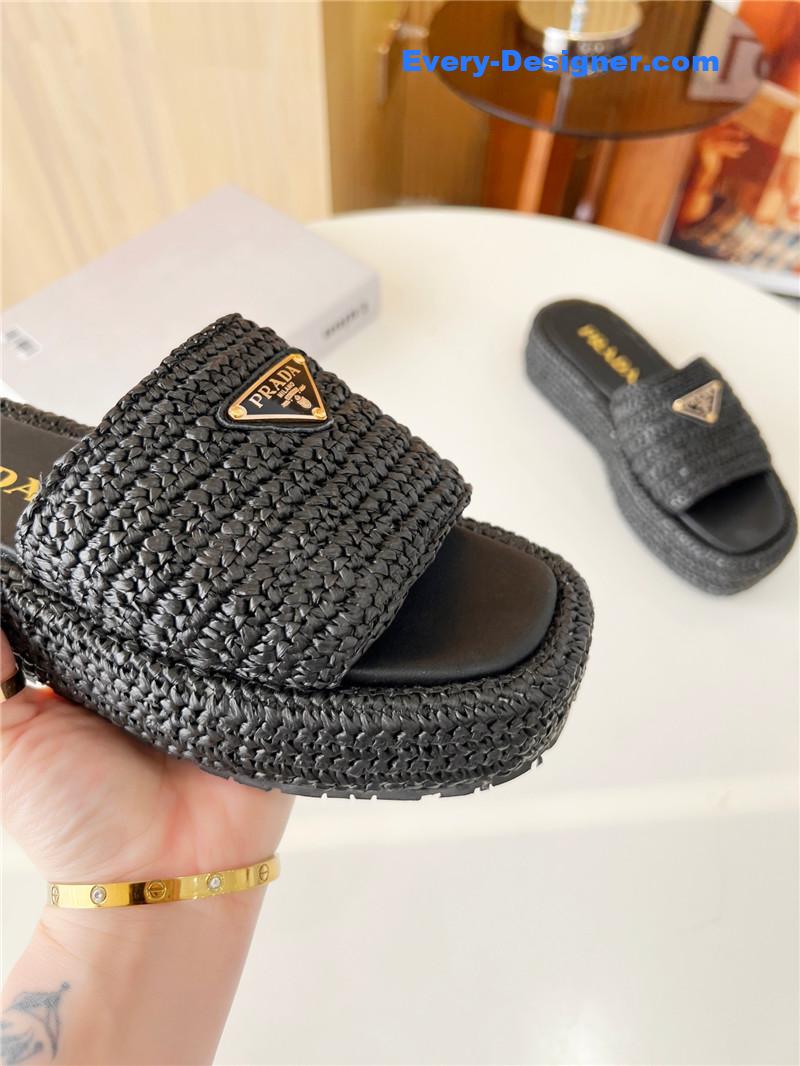 Pra*a hand-woven slippers
