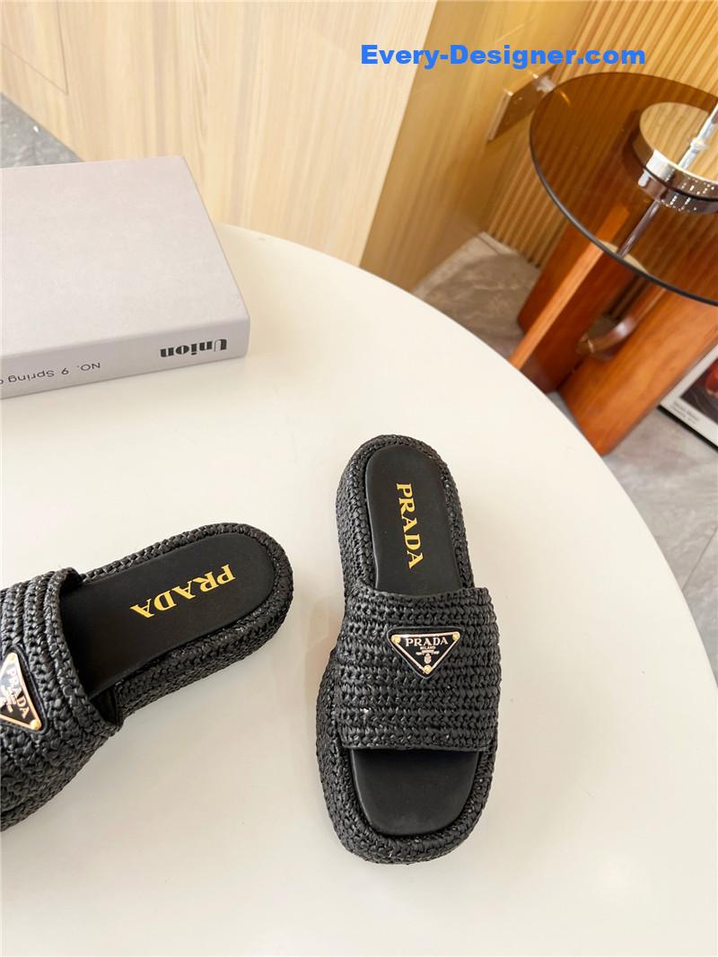 Pra*a hand-woven slippers