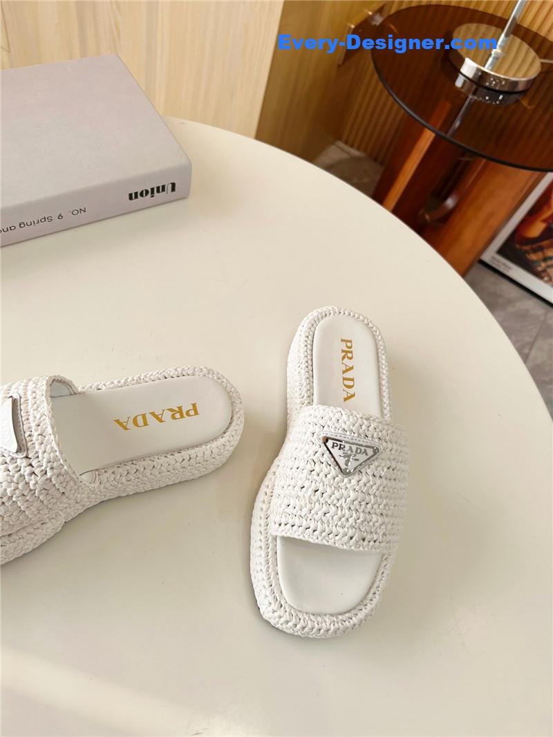 Pra*a hand-woven slippers