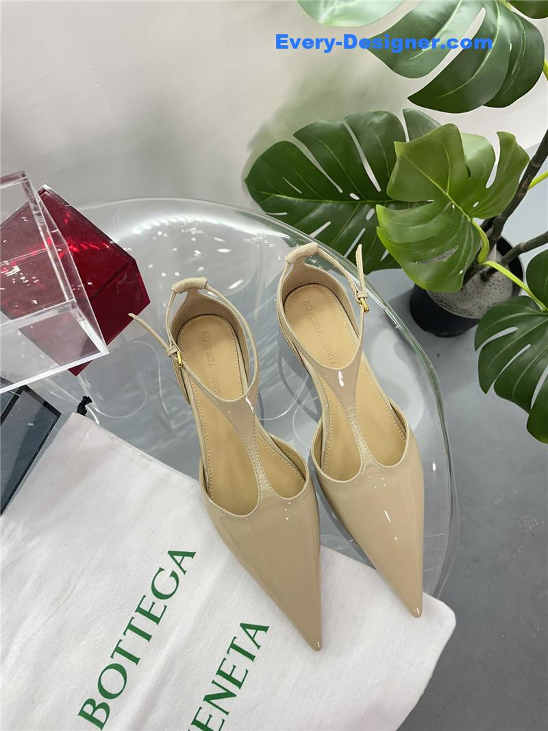 Bottega Veneta new pointed shoes