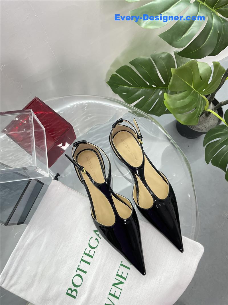Bottega Veneta new pointed shoes