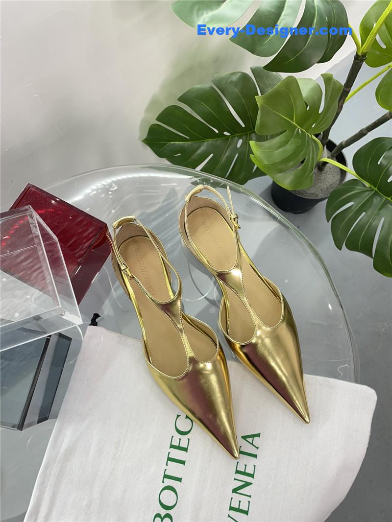 Bottega Veneta new pointed shoes