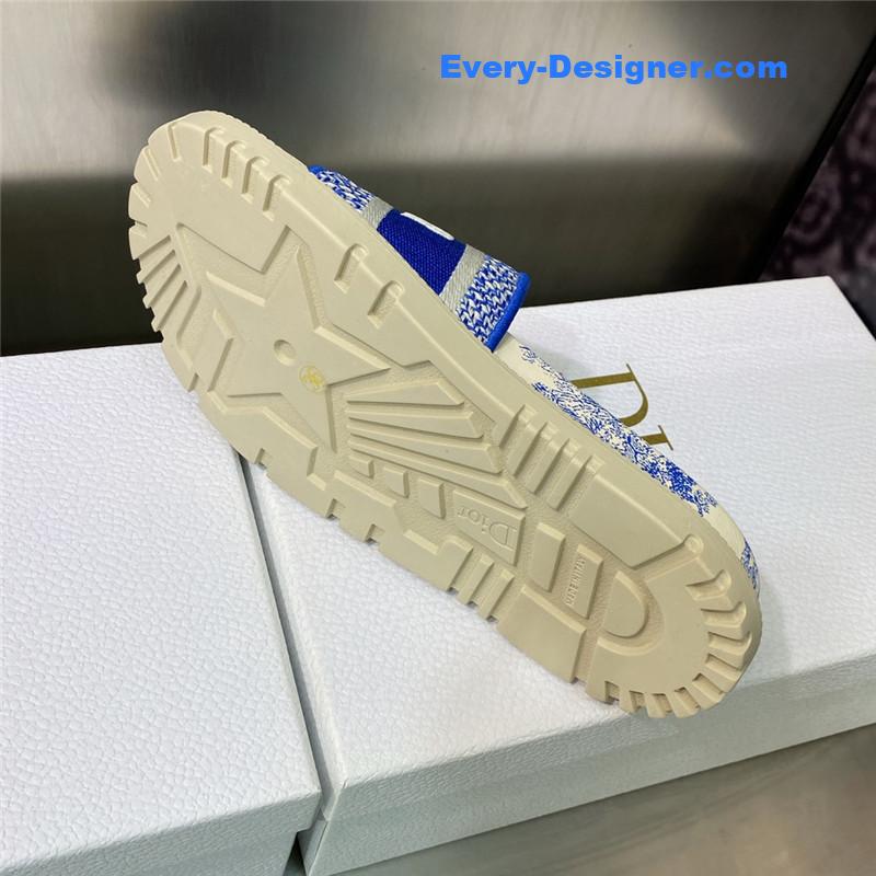 CC classic ballet shoes