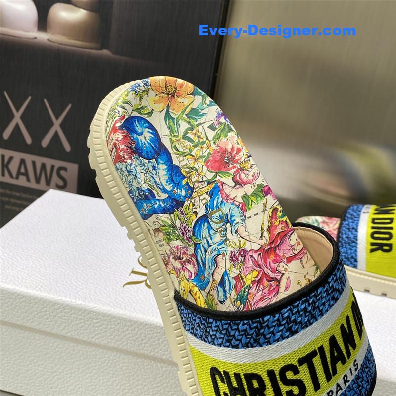 D10r platform jelly color women’s sandals