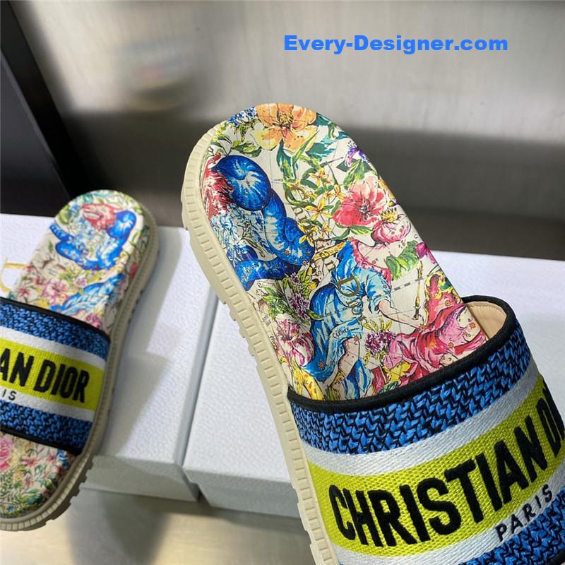 D10r platform jelly color women’s sandals