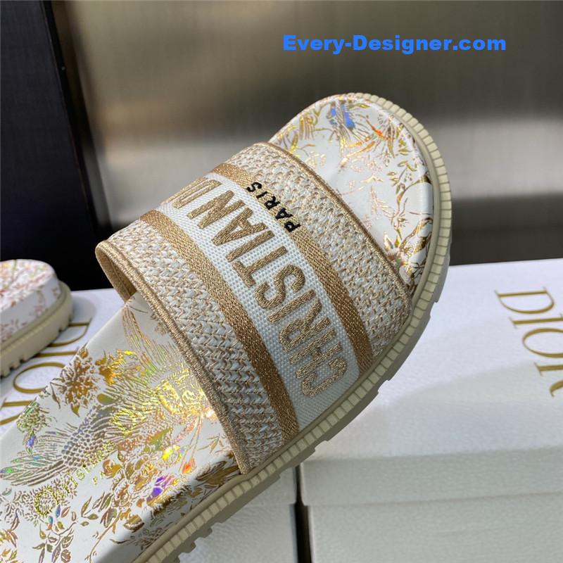 D10r platform jelly color women’s sandals