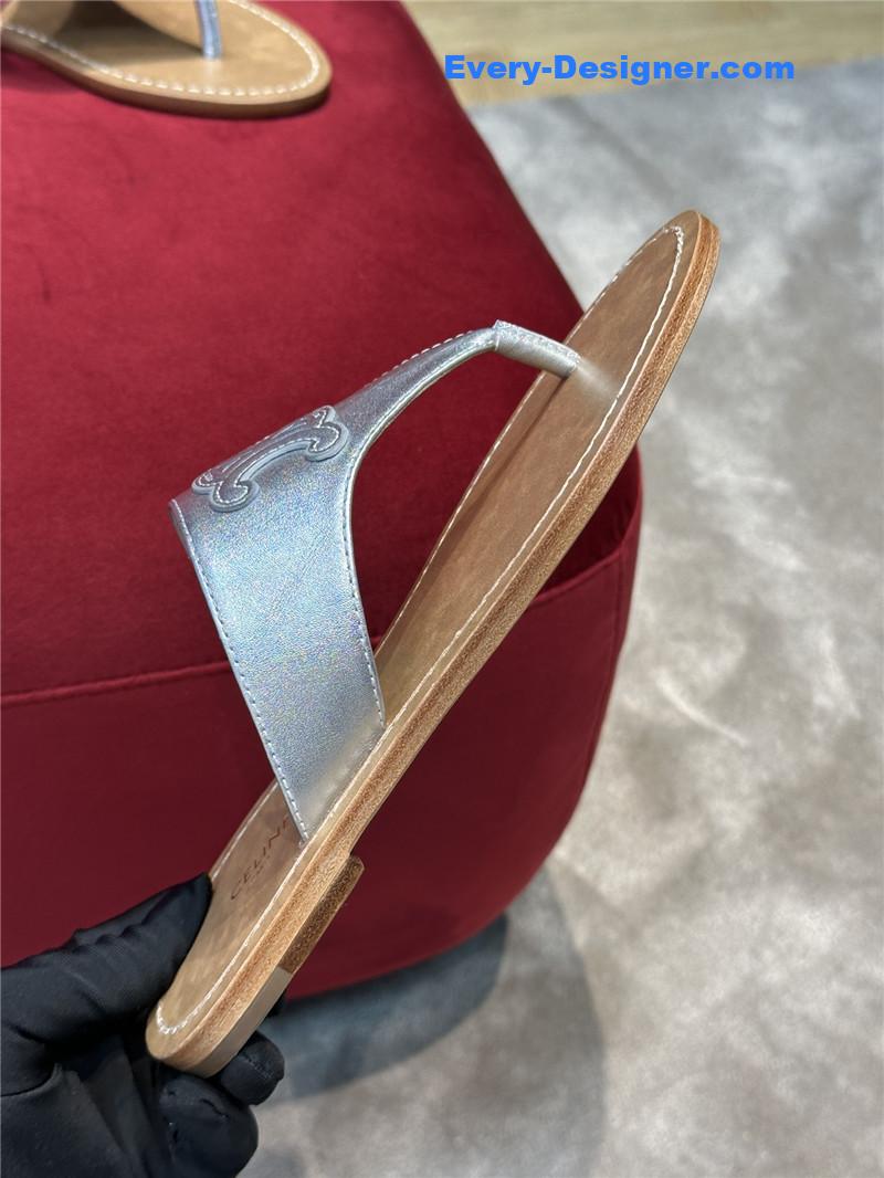 Ce1i*e arc de triomphe flip flops in leather