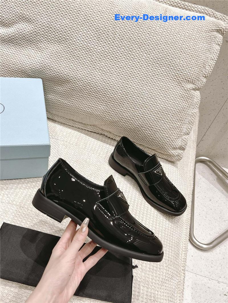 Pra*a patent leather loafers