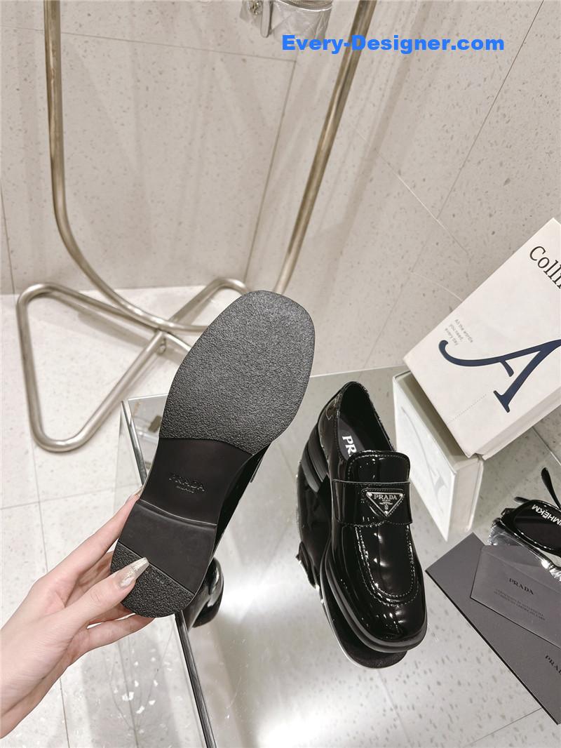 Pra*a patent leather loafers