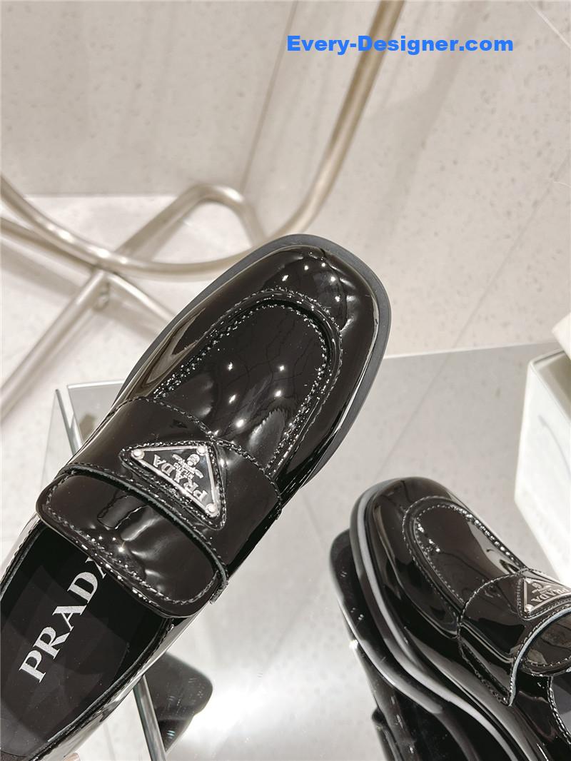 Pra*a patent leather loafers