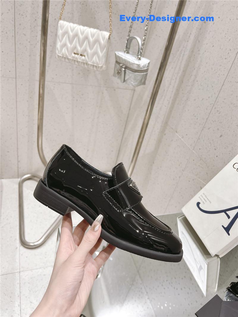 Pra*a patent leather loafers