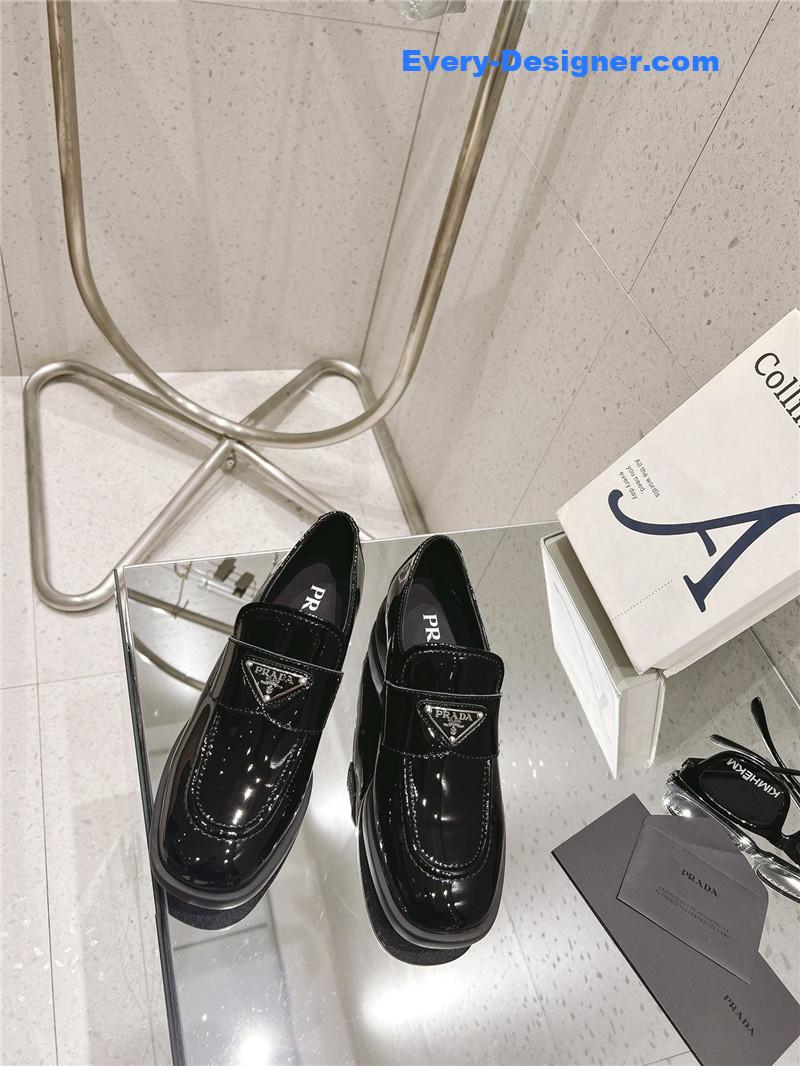 Pra*a patent leather loafers