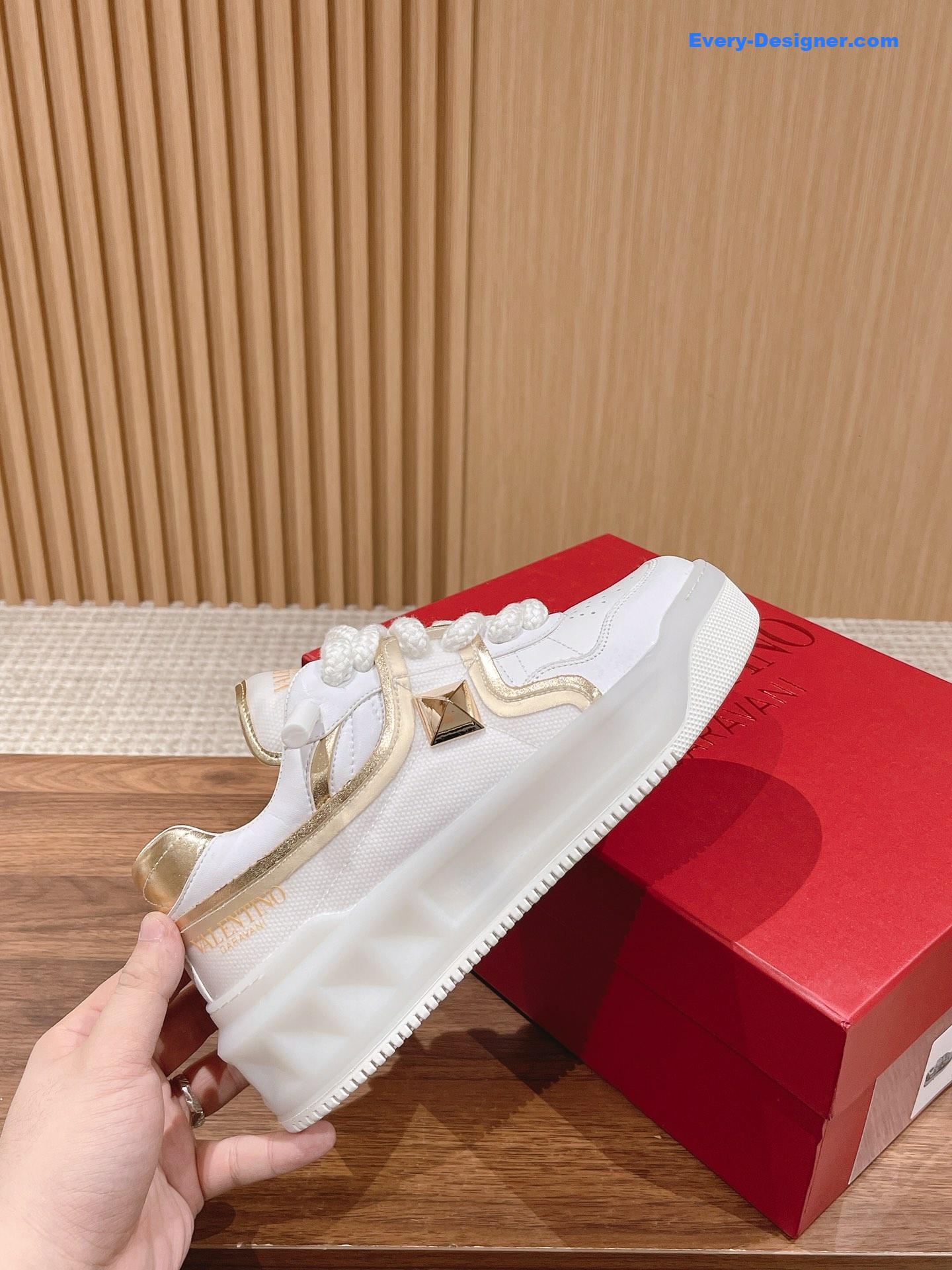 Va1e*ntin0 studded one stud low top sneakers