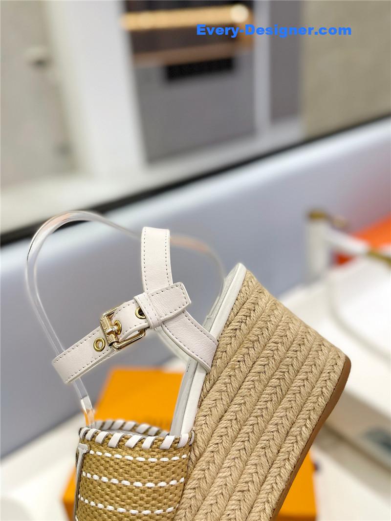 l0vis Vvtt0n lv platform sandals