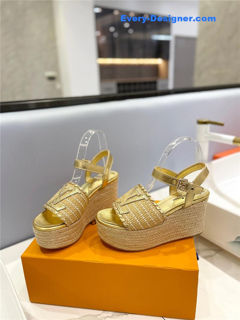 l0vis Vvtt0n lv platform sandals