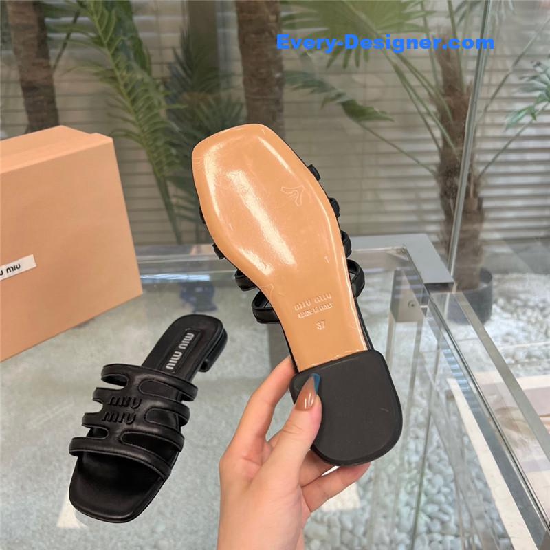 M1um1u new flat slippers