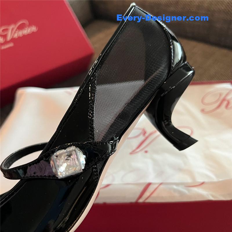 Roger vivier new side drill buckle high heels