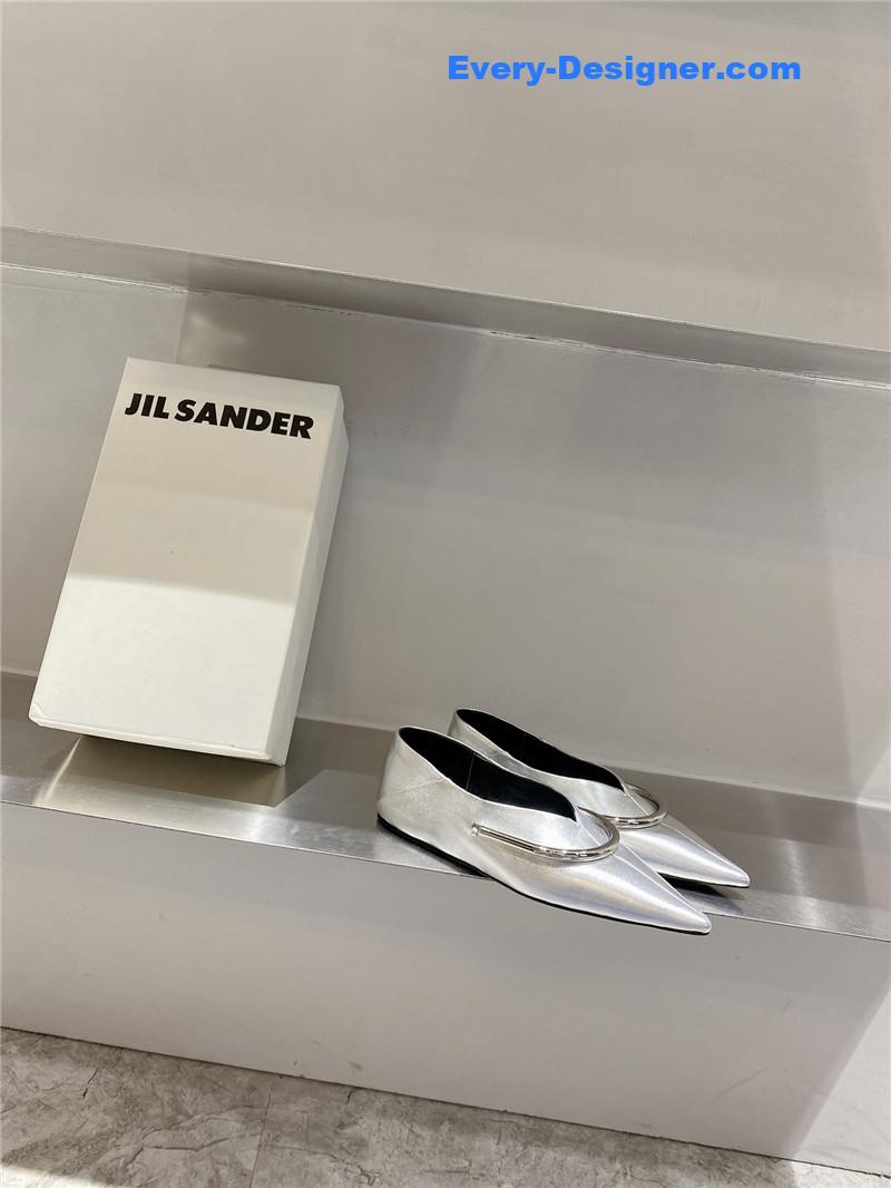 jil sander jil sander pointed toe flat retro buckle shoes