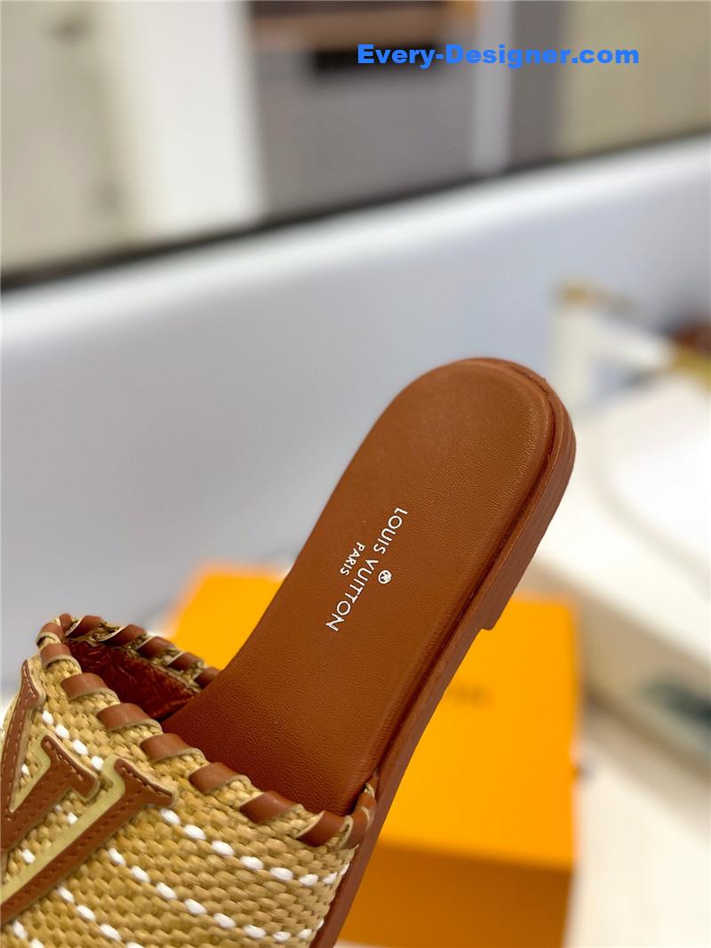 l0vis Vvtt0n lv logo flat slippers