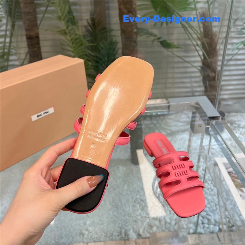 M1um1u new flat slippers