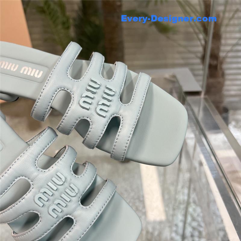 M1um1u new flat slippers