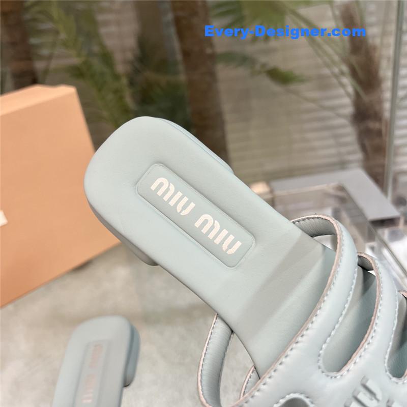 M1um1u new flat slippers