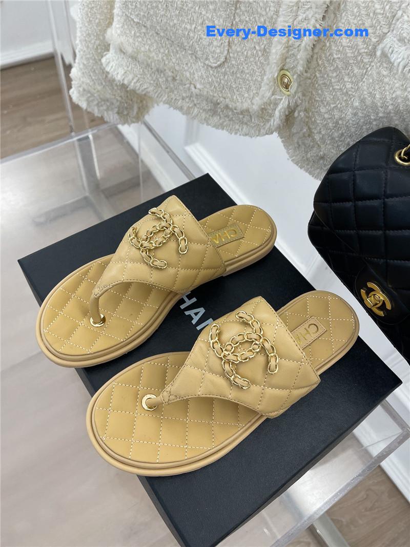 CC rhombus CC logo chain buckle flat slippers