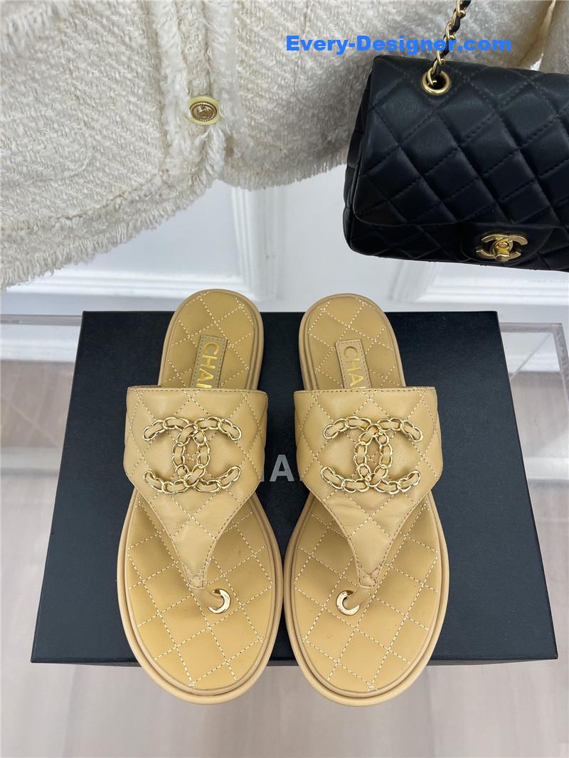 CC rhombus CC logo chain buckle flat slippers