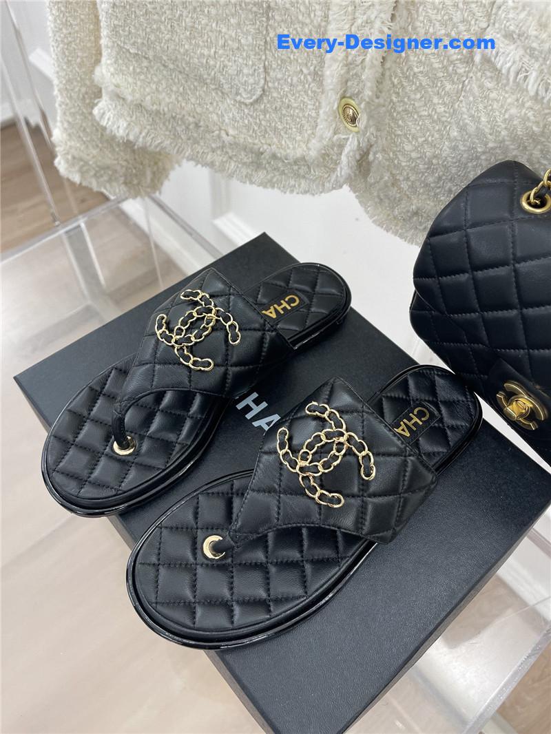 CC rhombus CC logo chain buckle flat slippers