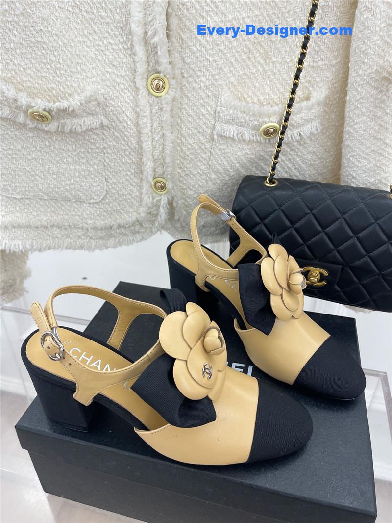 CC camellia bow chunky heel sandals