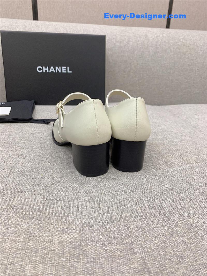 CC new thick heel square toe shoes
