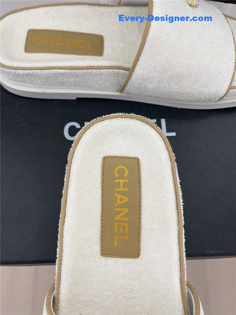 CC rhombus CC logo platform slippers