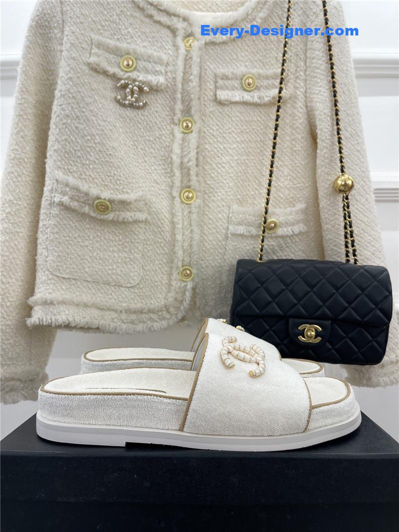 CC rhombus CC logo platform slippers