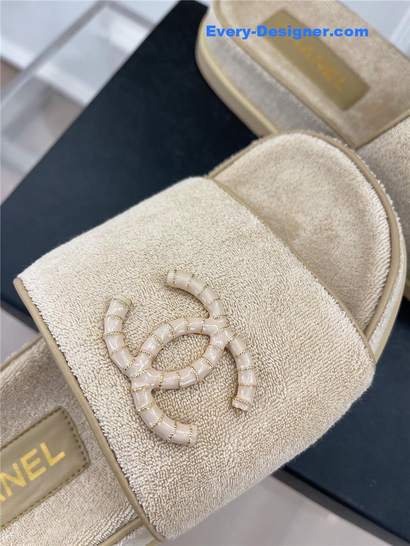 CC rhombus CC logo platform slippers