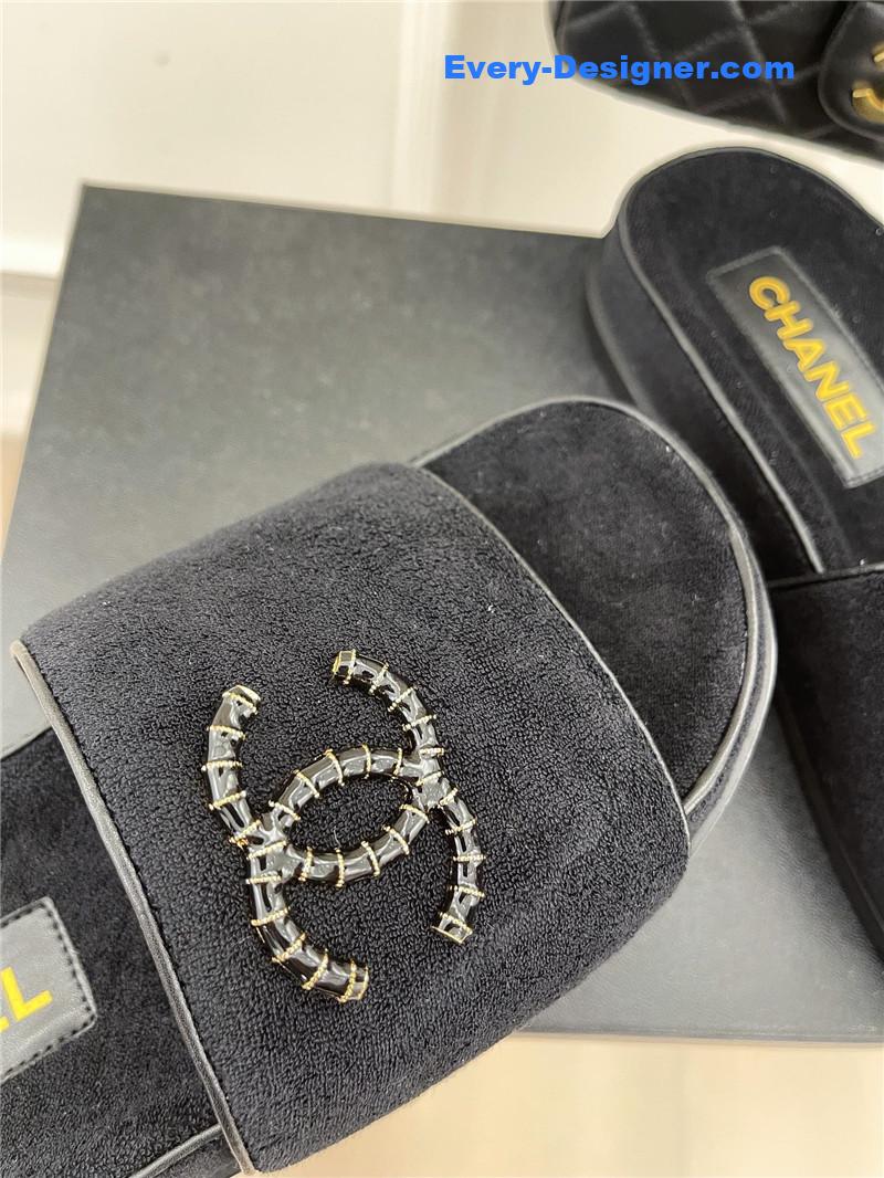 CC rhombus CC logo platform slippers
