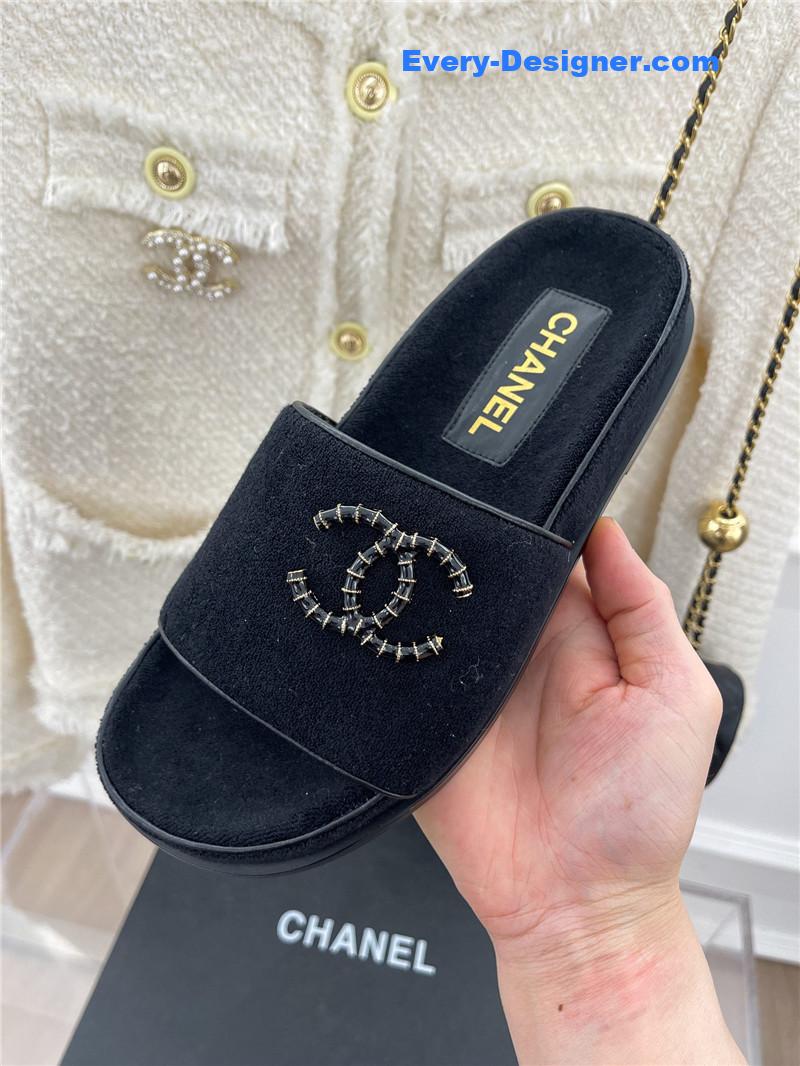 CC rhombus CC logo platform slippers