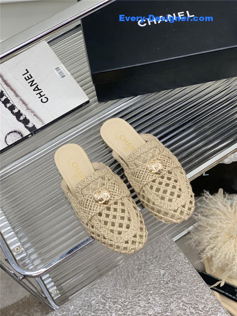 CC hollow Roman slippers
