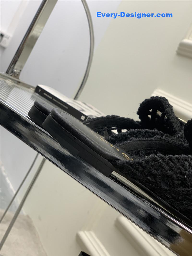 CC hollow Roman slippers