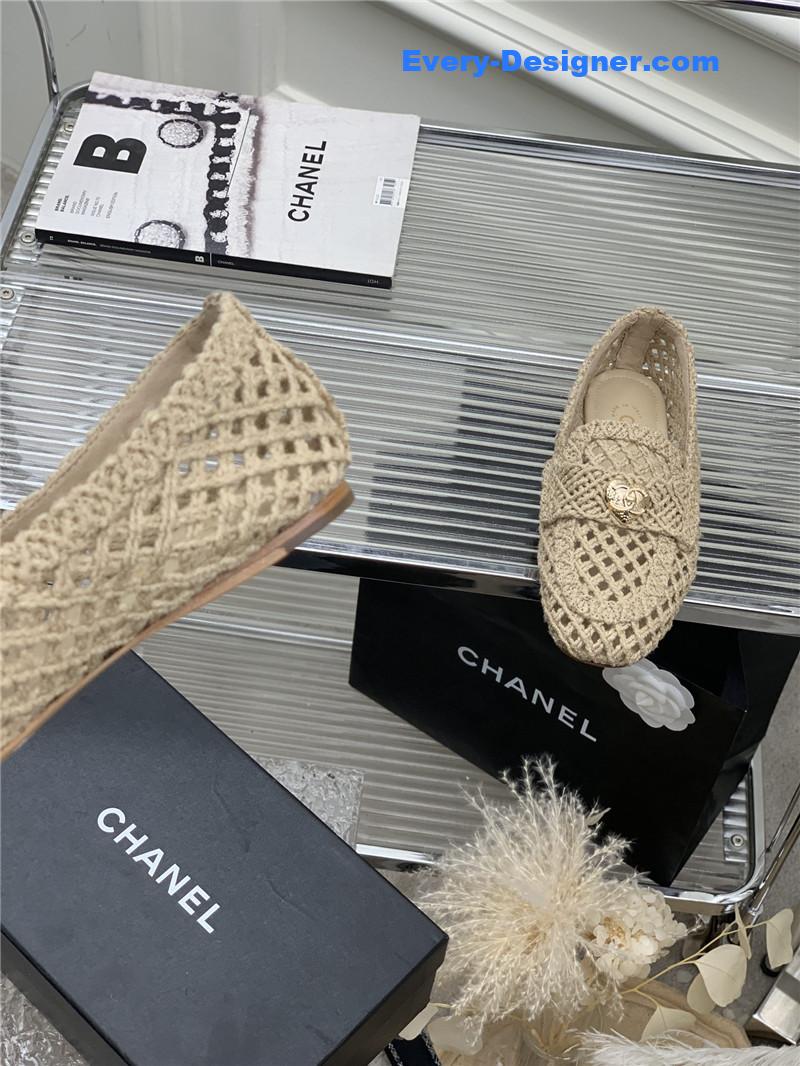 CC hollow Roman slippers