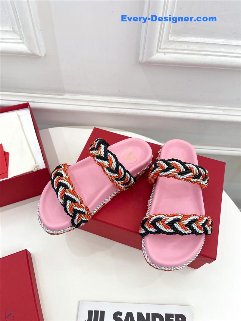 Va1e*ntin0 hand woven slippers