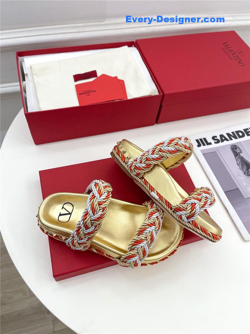 Va1e*ntin0 hand woven slippers