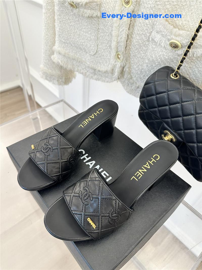 CC rhombus CC logo chunky heel slippers