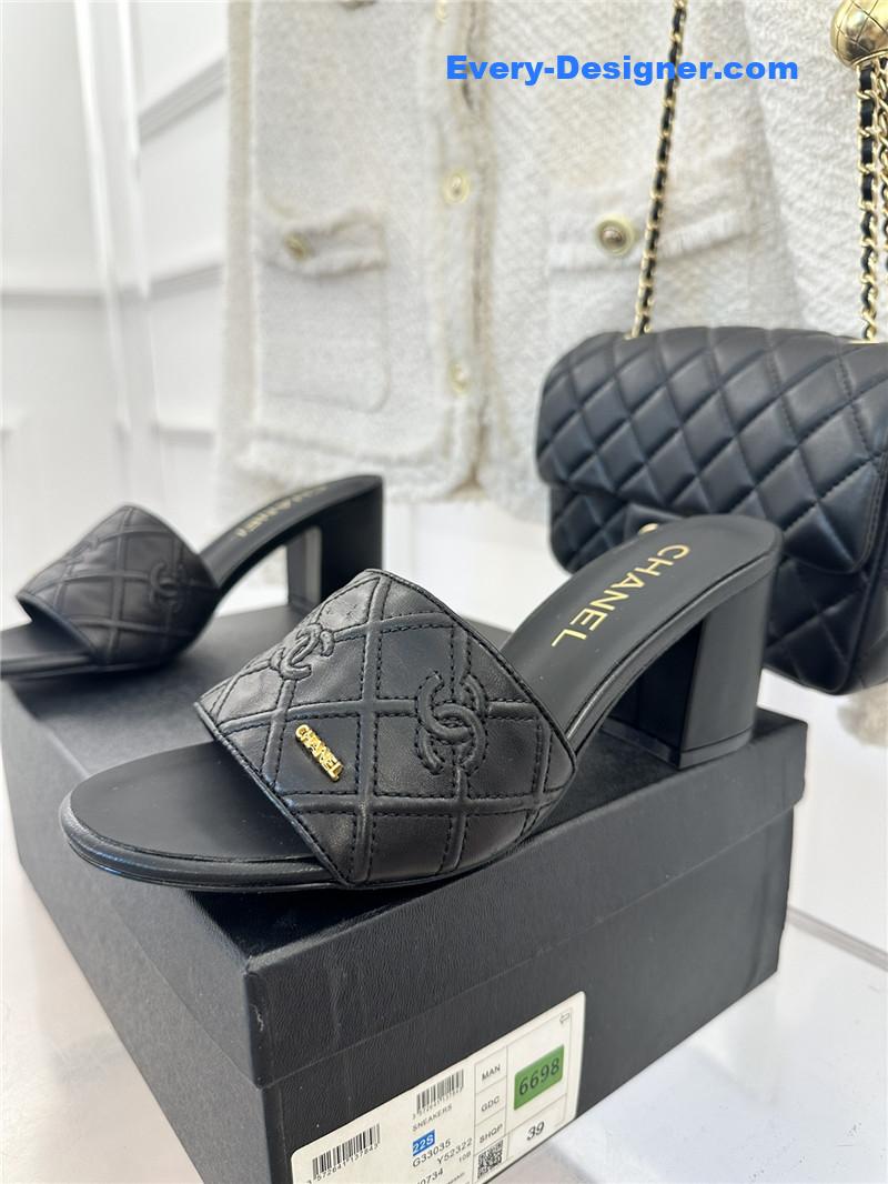 CC rhombus CC logo chunky heel slippers